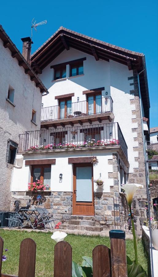 Altxabi Apartamento Rural Ochagavia Bagian luar foto