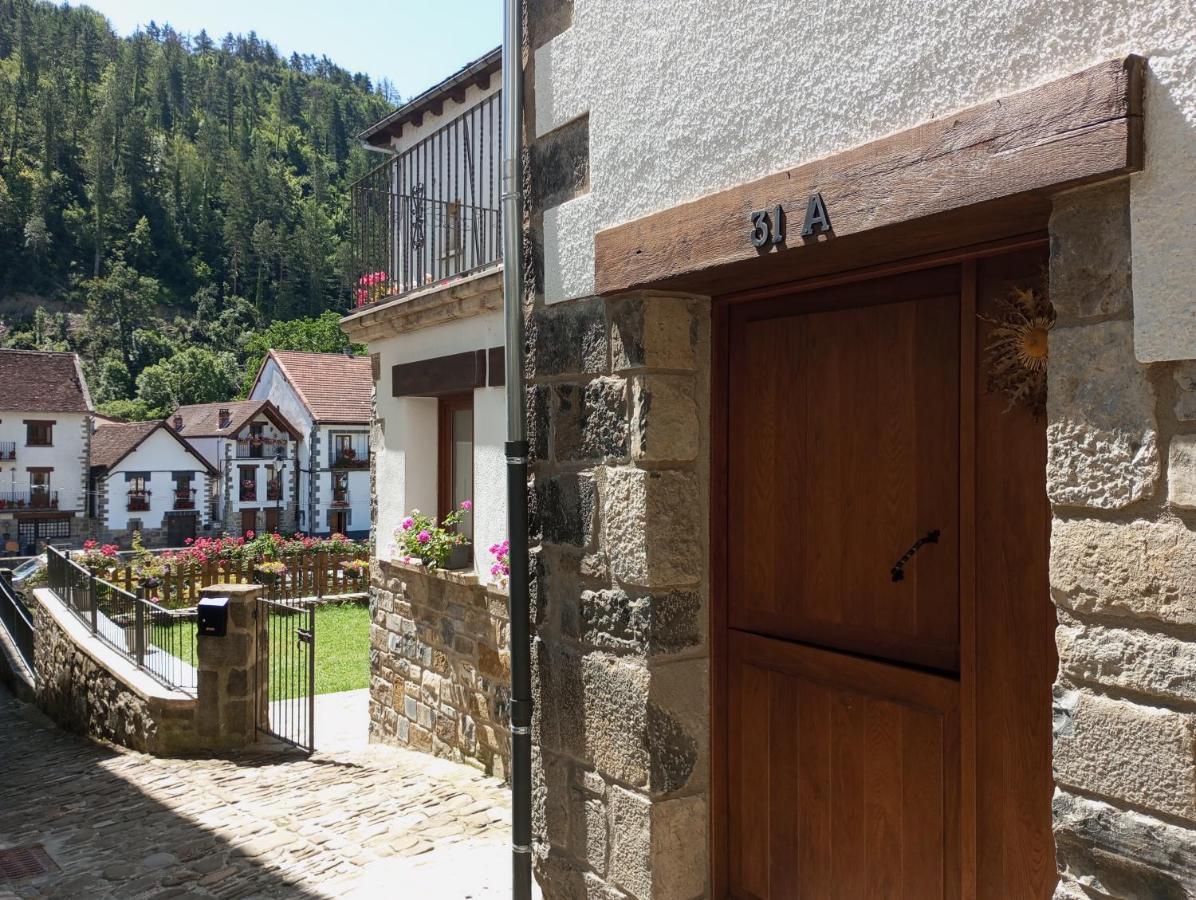 Altxabi Apartamento Rural Ochagavia Bagian luar foto